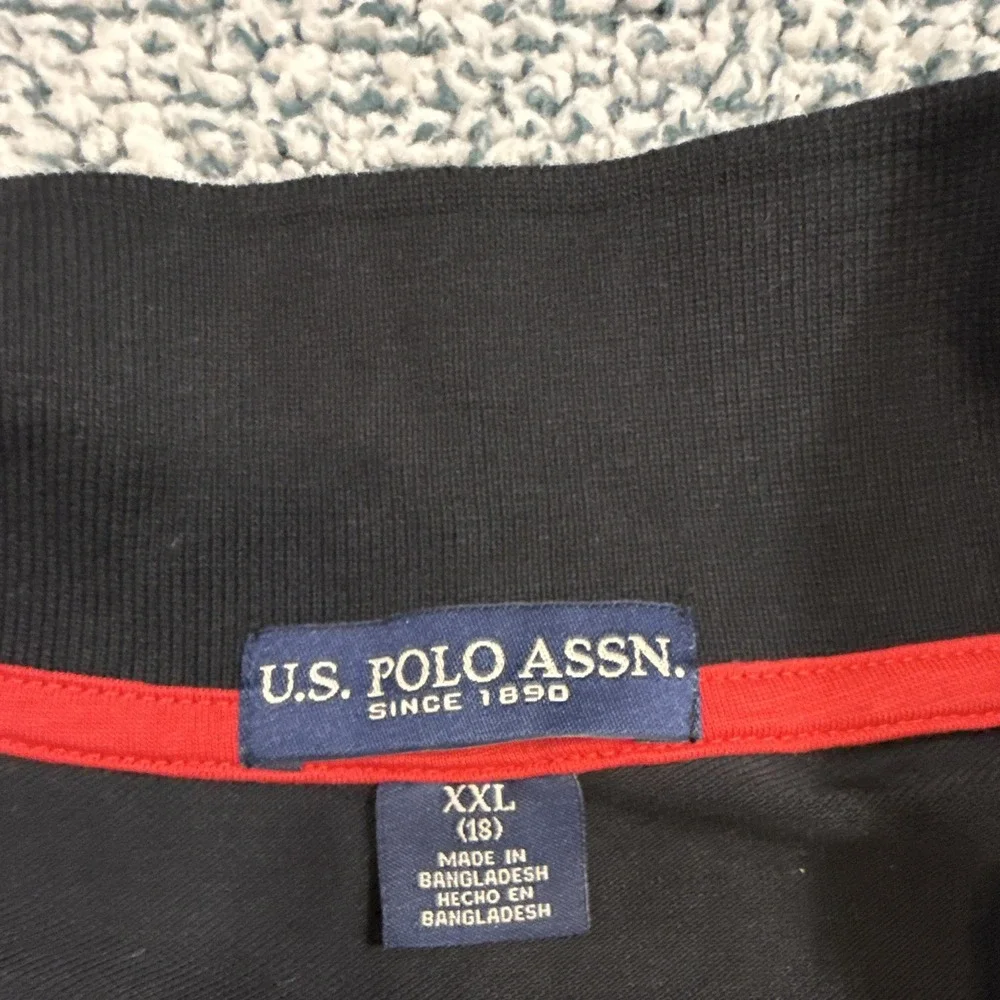 U.S. Polo Assn. Unisex Kids XXL (18) Black/Red Short Sleeve Logo Polo Shirt